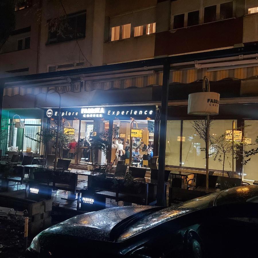 Apartman Pozoriste Penthaus Banja Luka Eksteriør billede