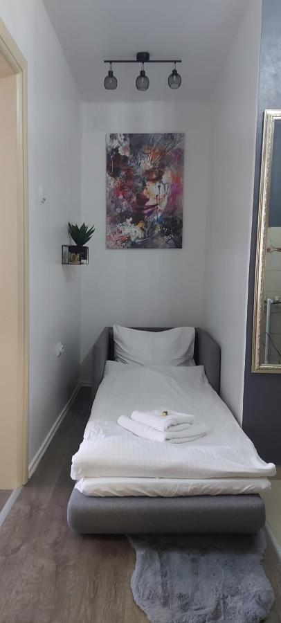 Apartman Pozoriste Penthaus Banja Luka Eksteriør billede